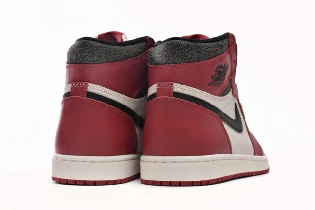 MaikeSneakers and 1 Chicago Lost Jordan Retro DZ5485-612 OG High Found 0713